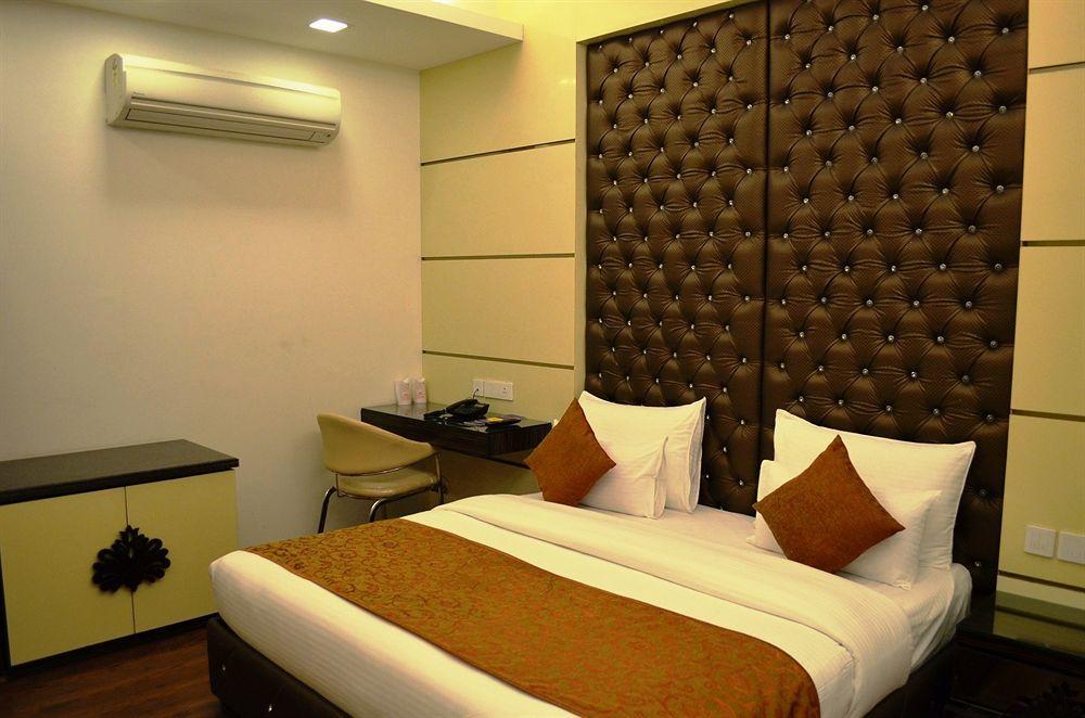 Hotel Metro View Delhi  Eksteriør bilde