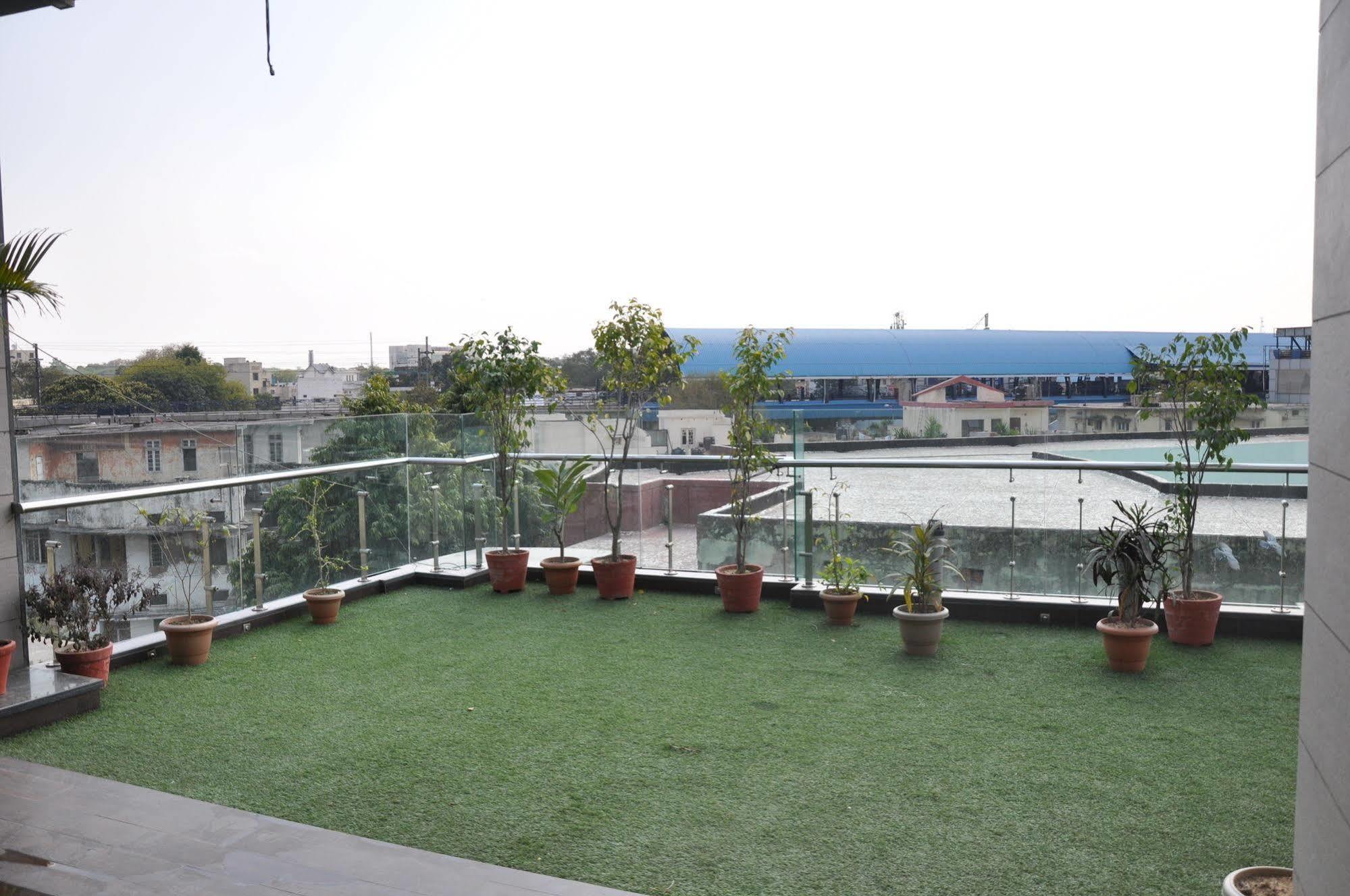 Hotel Metro View Delhi  Eksteriør bilde
