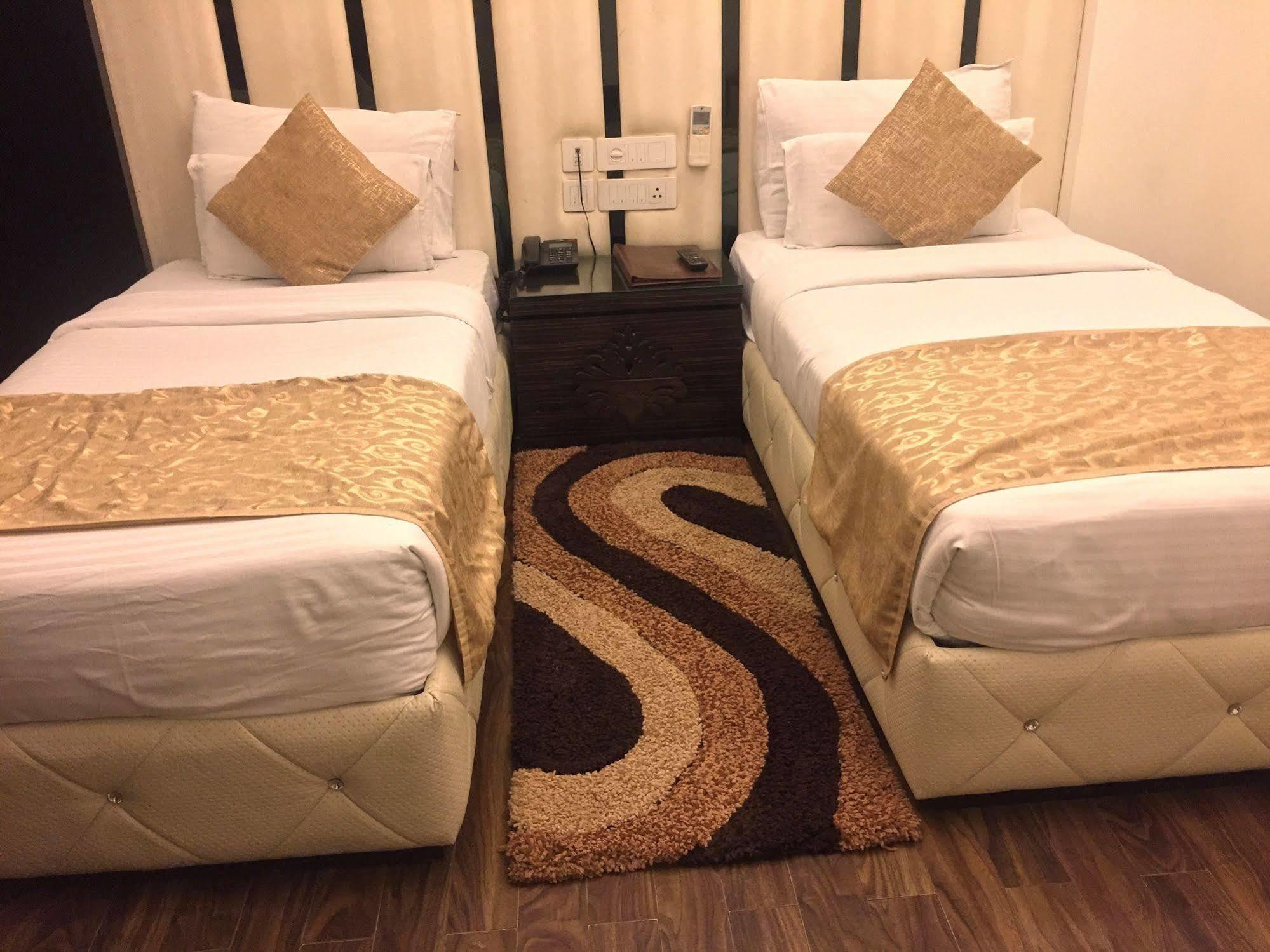 Hotel Metro View Delhi  Eksteriør bilde