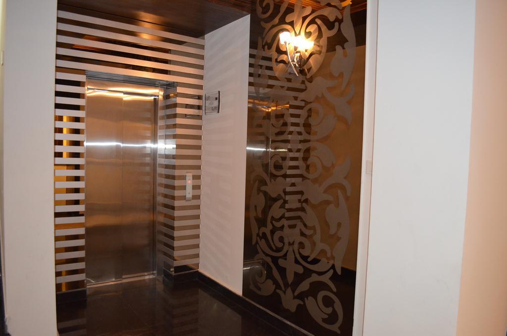 Hotel Metro View Delhi  Eksteriør bilde